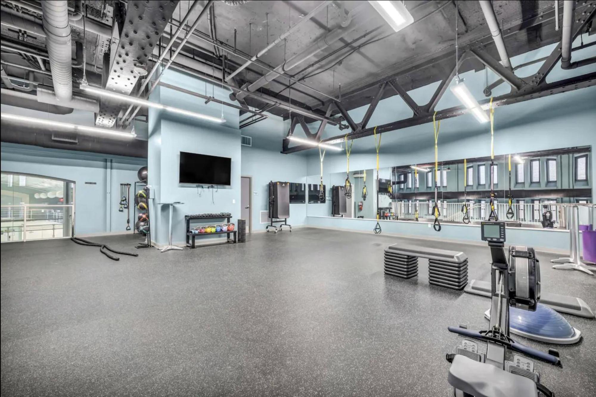 Heart Of Dt With Free Pool & Steam Plus Gym Luxe 812 Cleveland Exterior photo