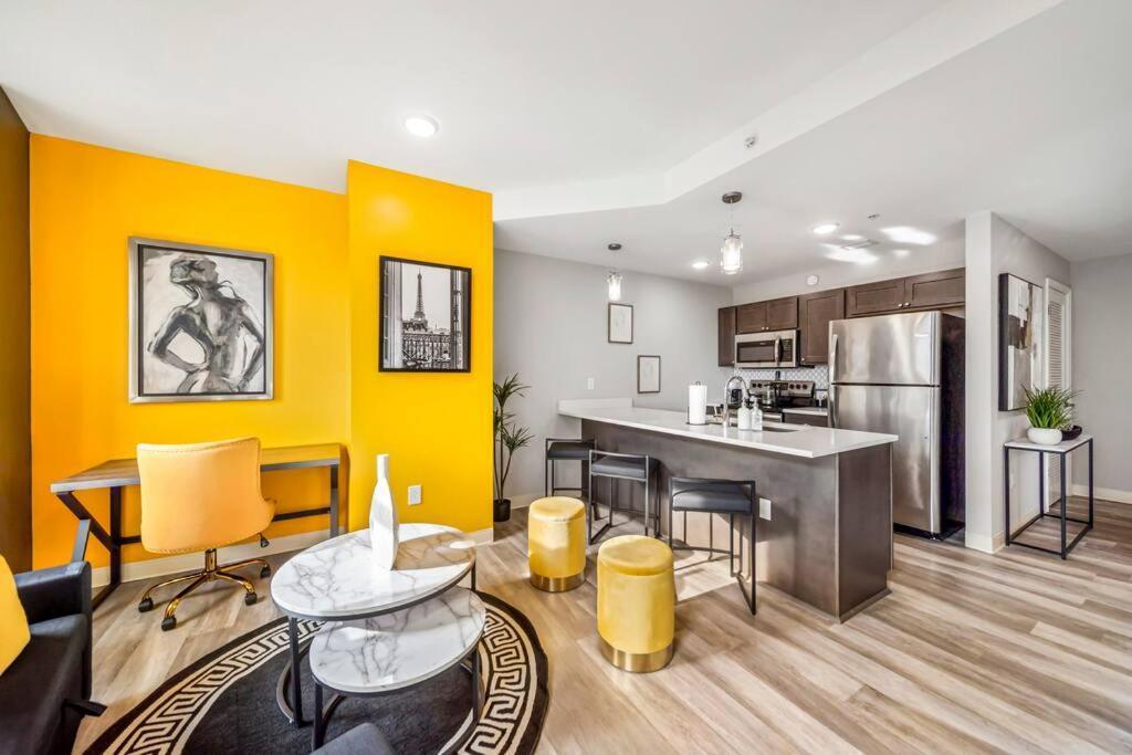 Heart Of Dt With Free Pool & Steam Plus Gym Luxe 812 Cleveland Exterior photo
